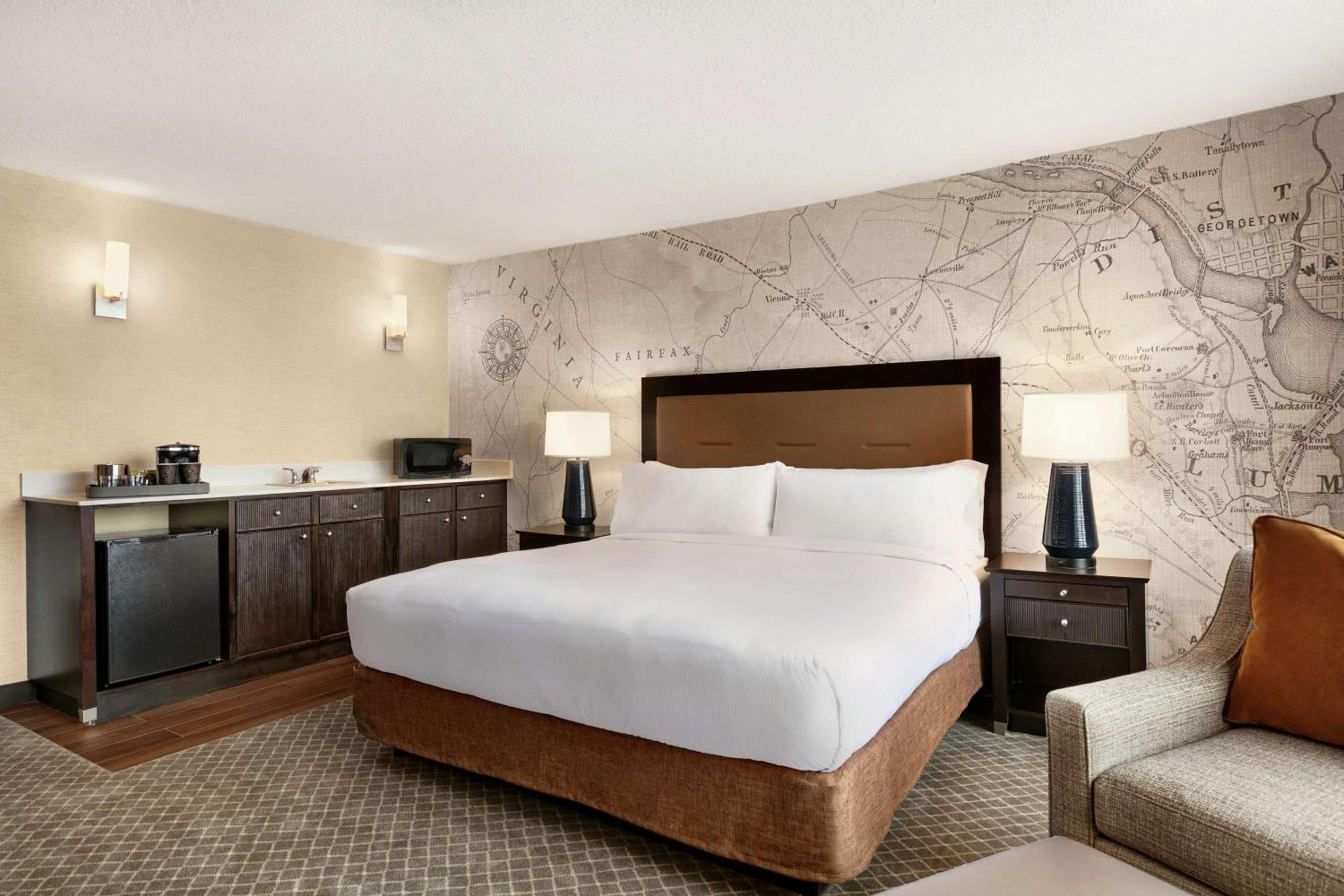 מלון טייסונס קורנר Doubletree By Hilton Mclean Tysons מראה חיצוני תמונה