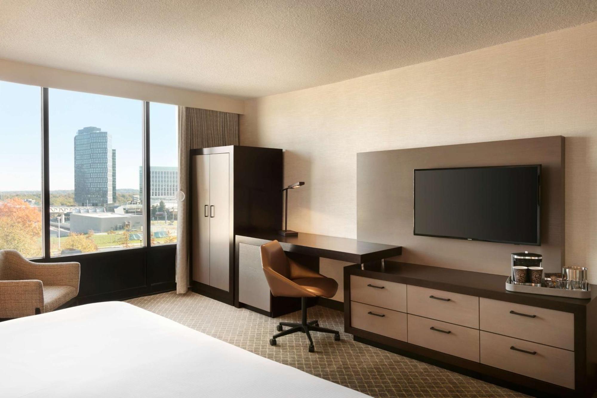 מלון טייסונס קורנר Doubletree By Hilton Mclean Tysons מראה חיצוני תמונה