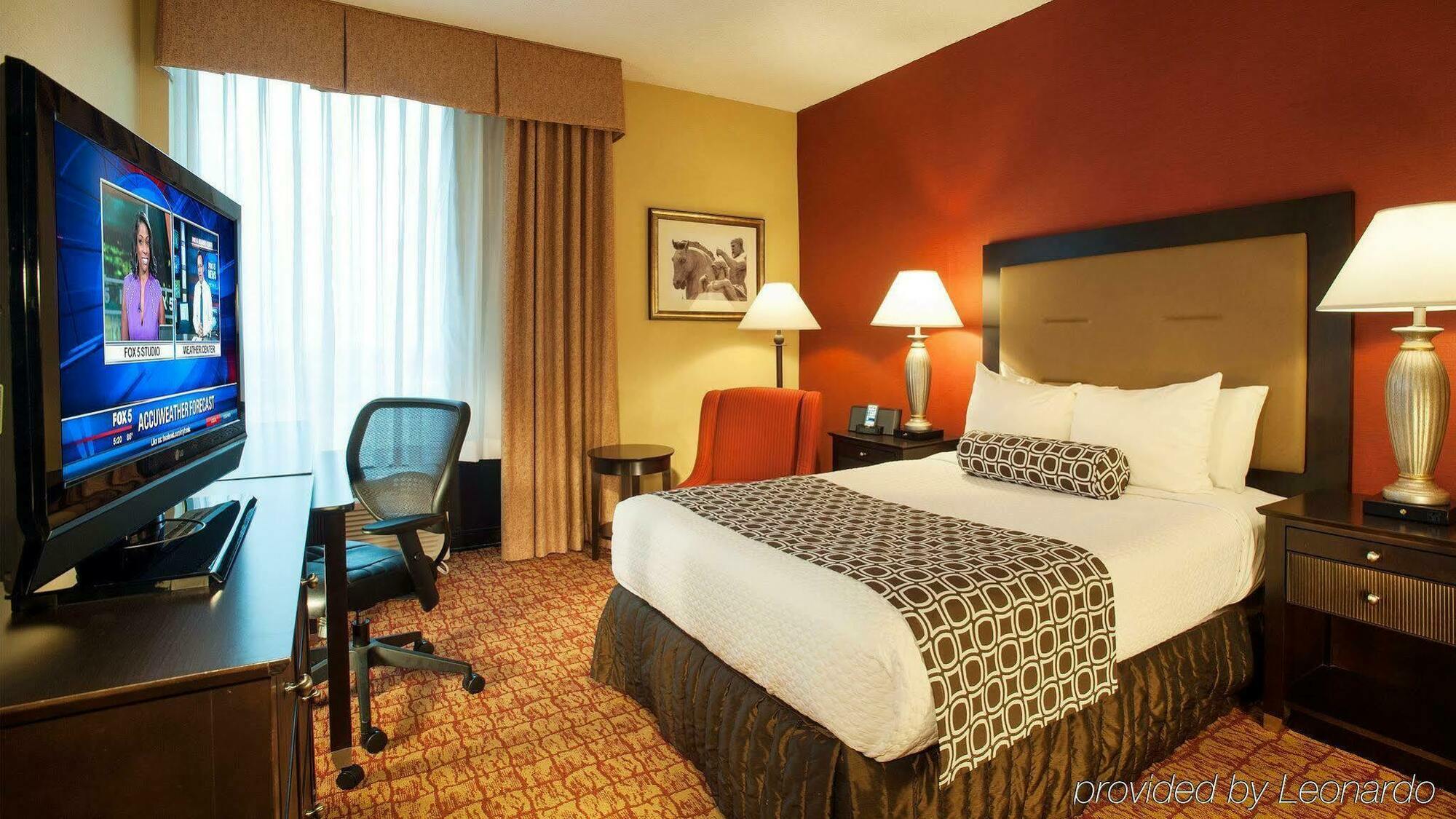 מלון טייסונס קורנר Doubletree By Hilton Mclean Tysons מראה חיצוני תמונה
